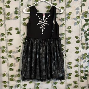 Little girls Black formal dress, Size L
